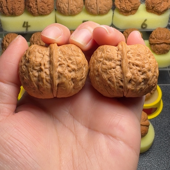 文玩核桃把件24号车