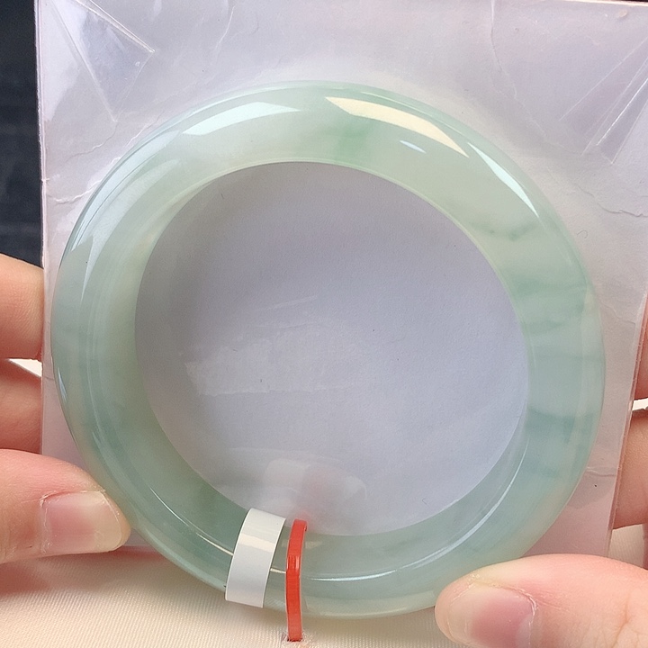 翡翠未镶嵌手镯53圈