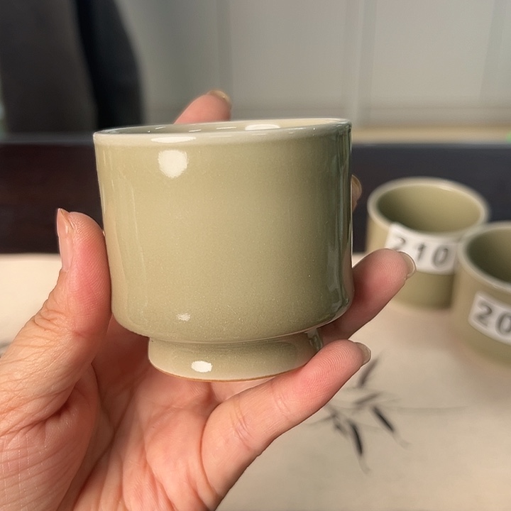 龙泉云间青瓷小米茶器