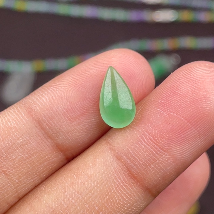 翡翠未镶嵌颈饰吊坠