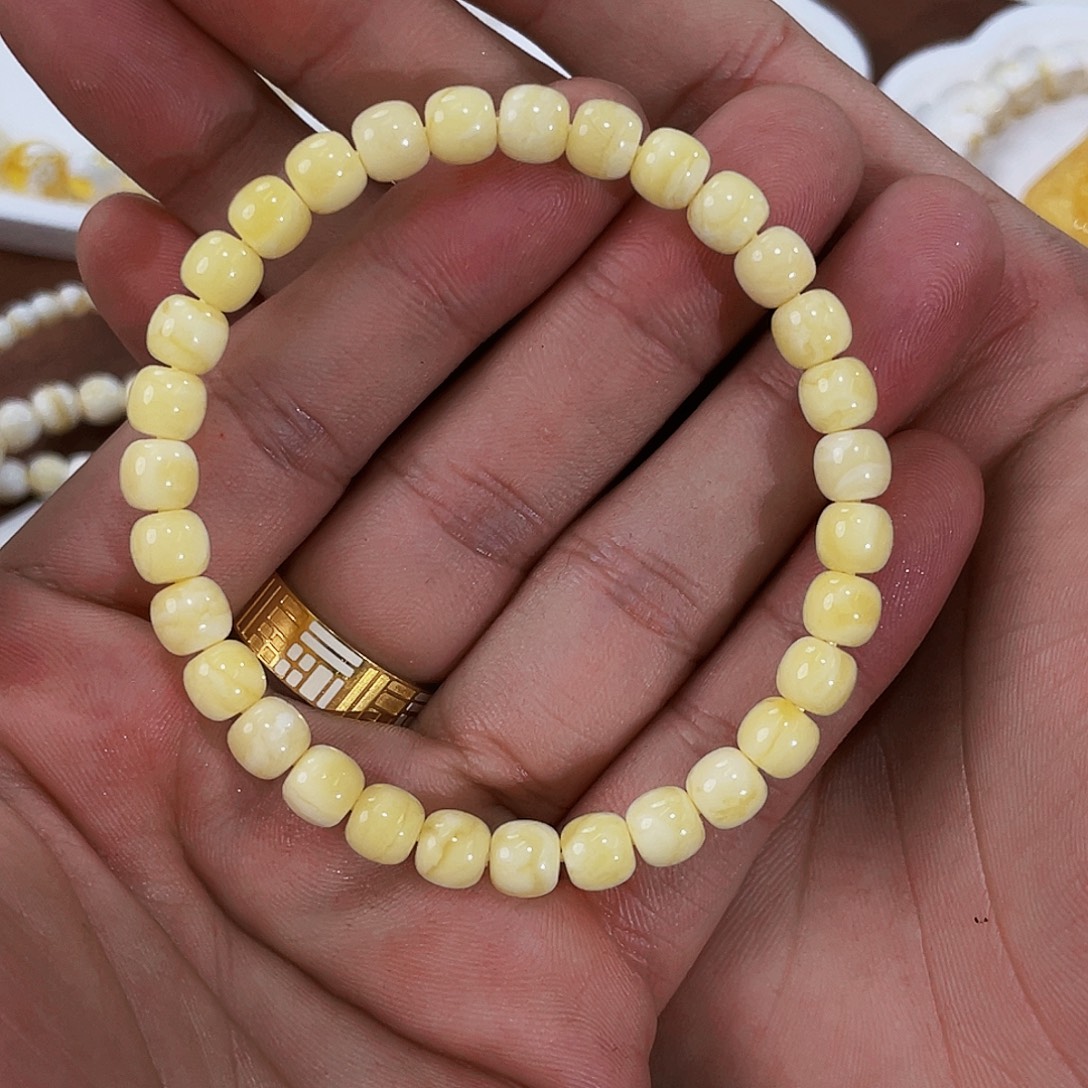 琥珀未镶嵌手链浓蜡6.5m