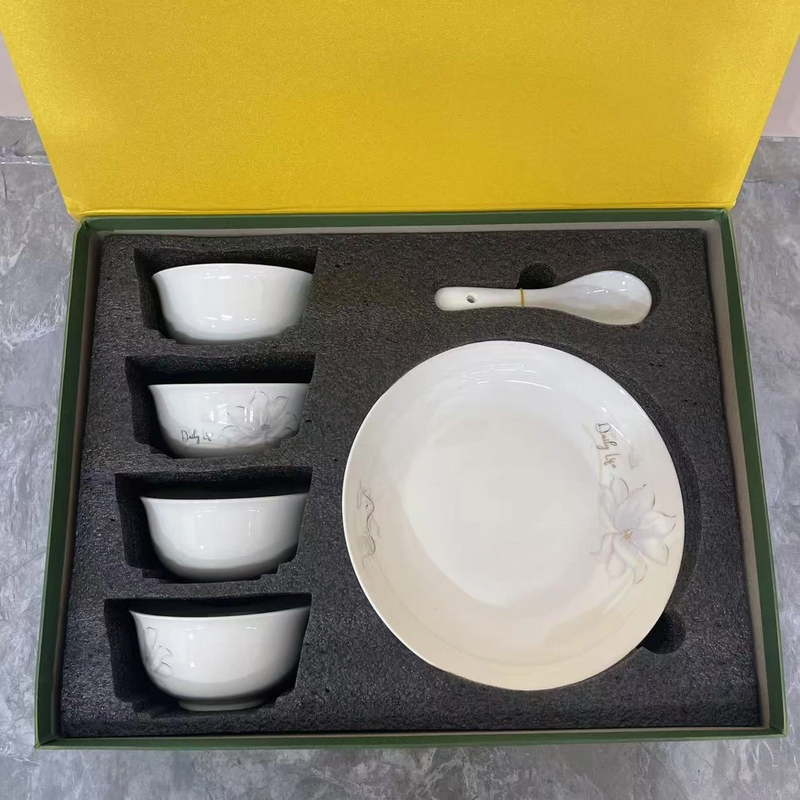 家用高级陶瓷餐具套装礼盒装商务节日高级礼品乔迁礼物