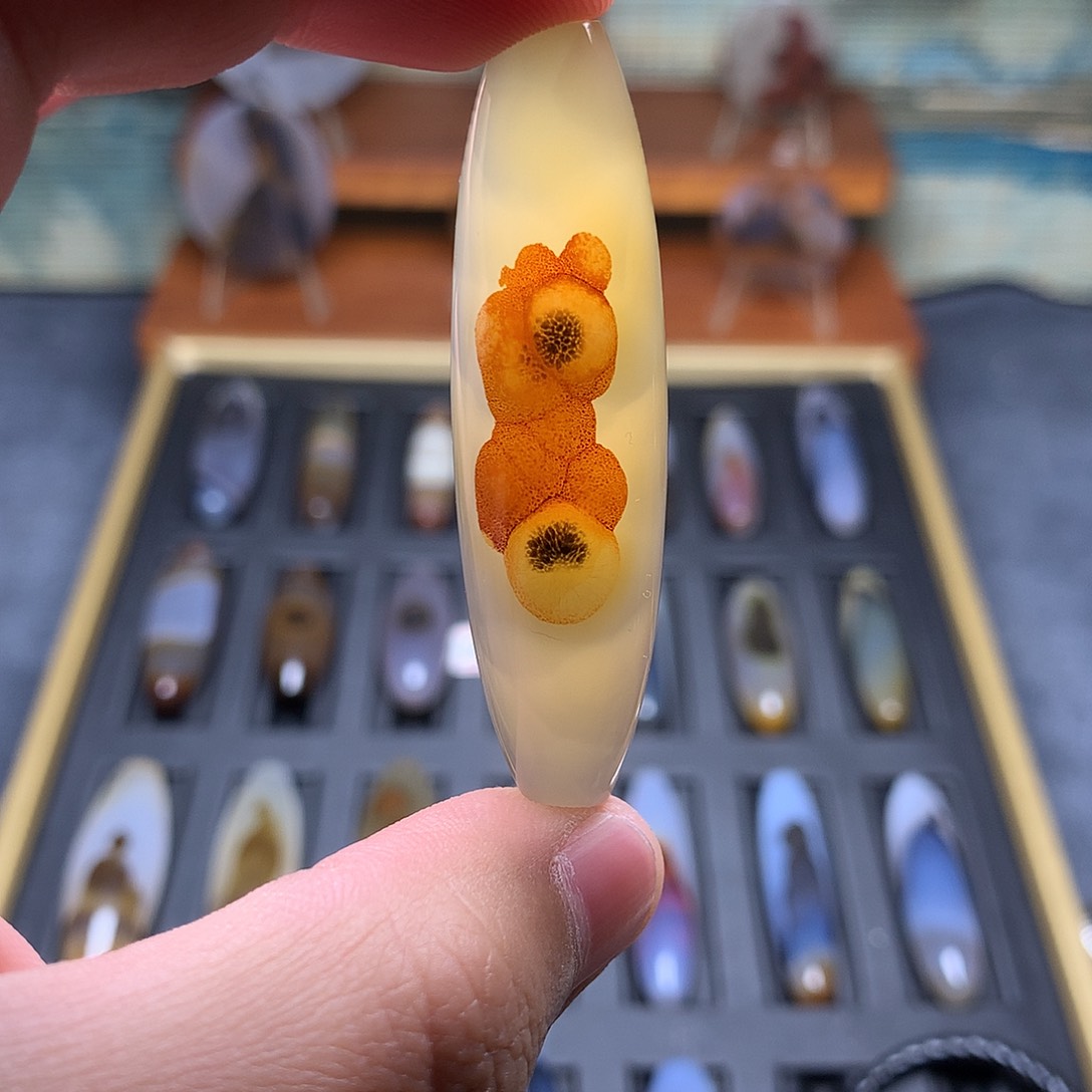 玛瑙/玉髓颈饰未镶嵌