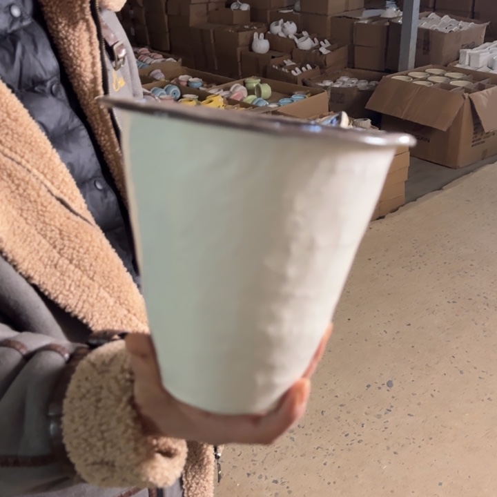 景德镇桌面陶瓷花盆