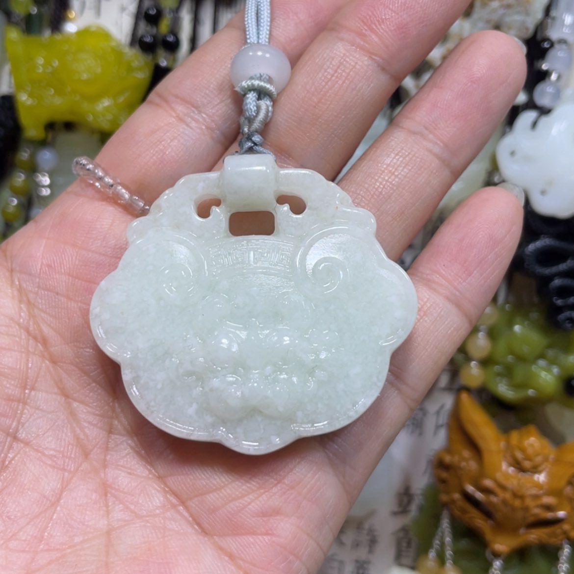 【闪购商品】岫玉颈饰未镶嵌?****?85吊坠