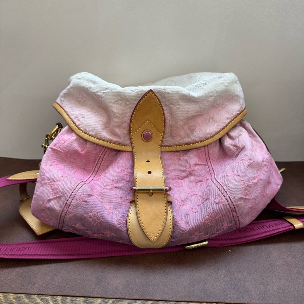 95新 LouisVuitton/路易威登 单宁渐变经典时尚潮流单肩斜挎包