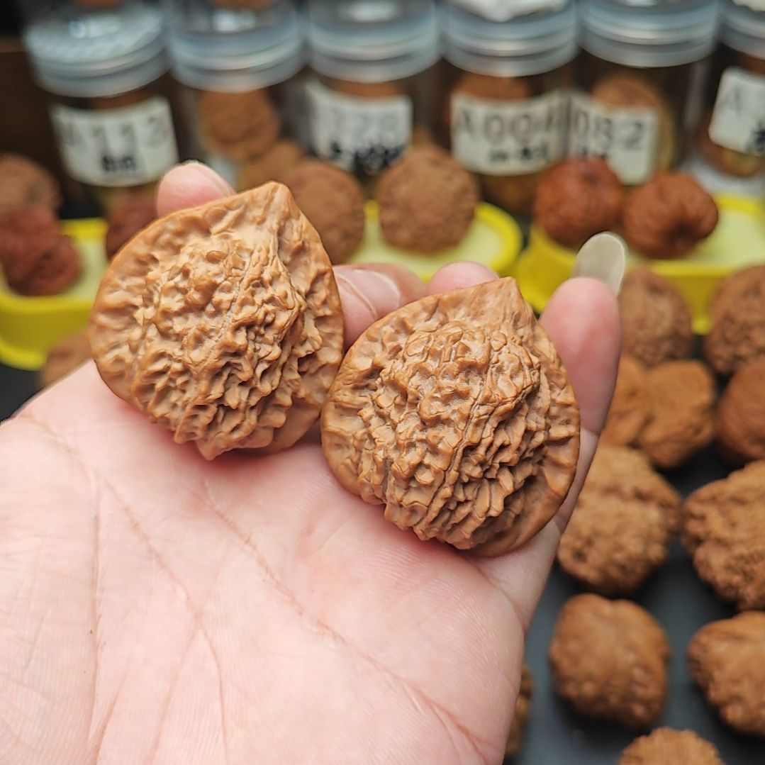 桃核把件和*朱雀全品