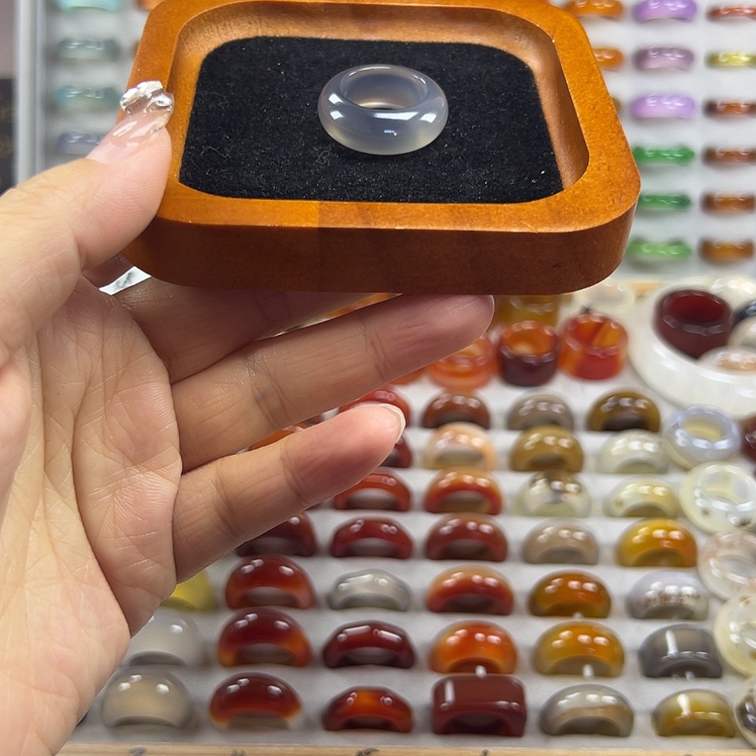 玛瑙/玉髓未镶嵌戒指A5不退换17.5港16