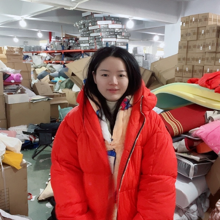 红色f嘎嘎外套130