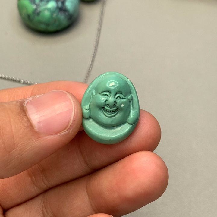 绿松石未镶嵌颈饰