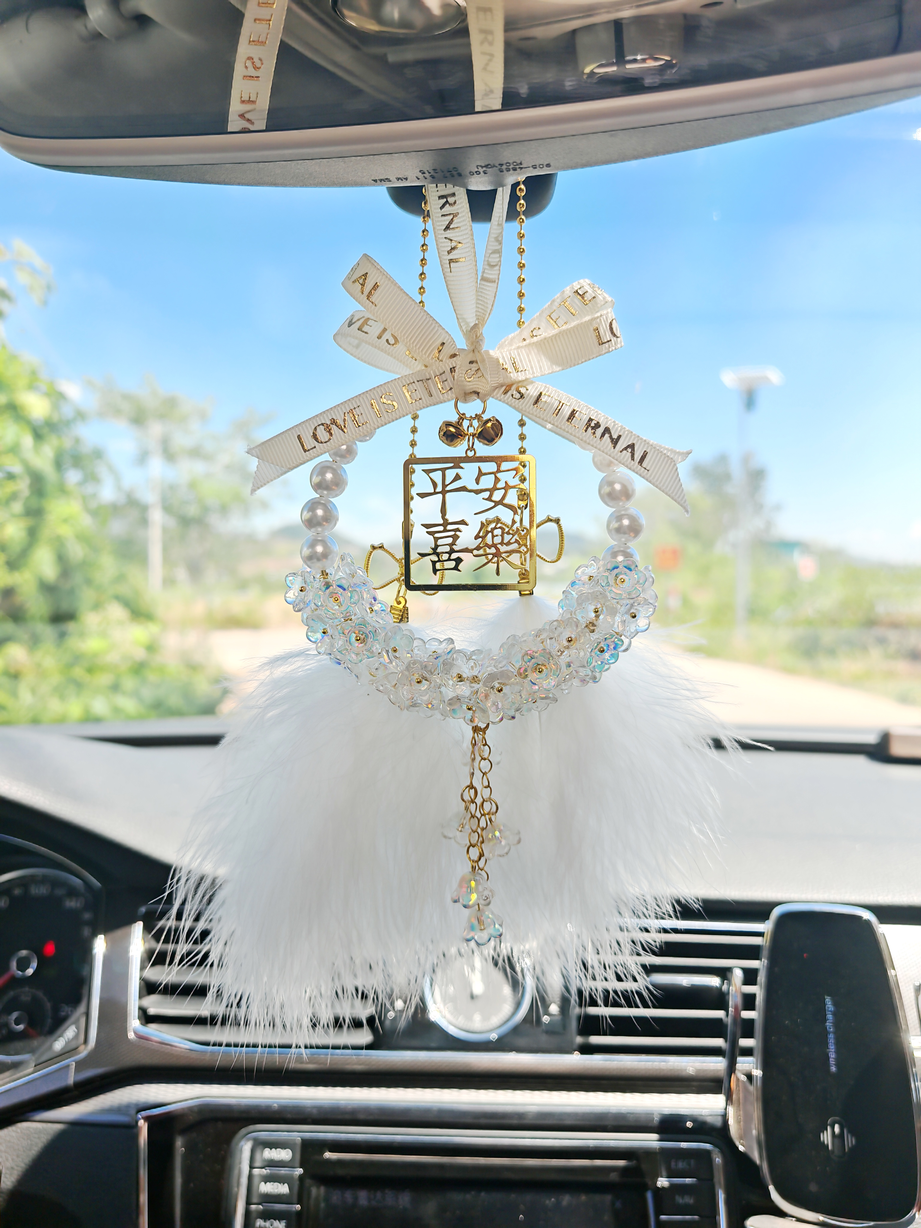 新款风铃兰花高档网红汽车挂件饰品年轻人车载后视镜装饰平安喜乐