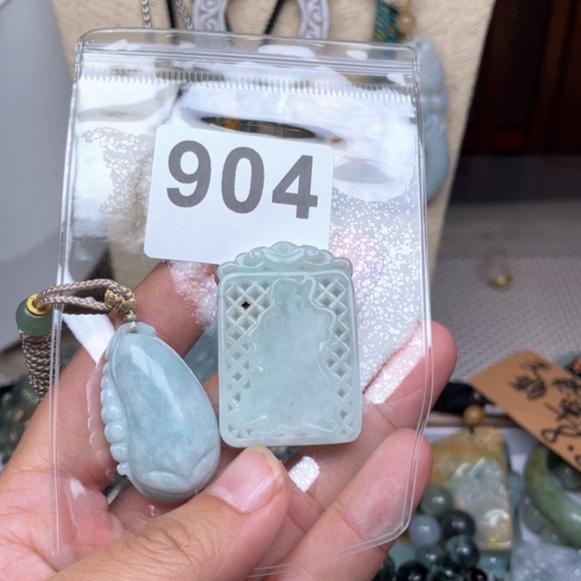 【闪购商品】翡翠颈饰未镶嵌紫**主翡翠