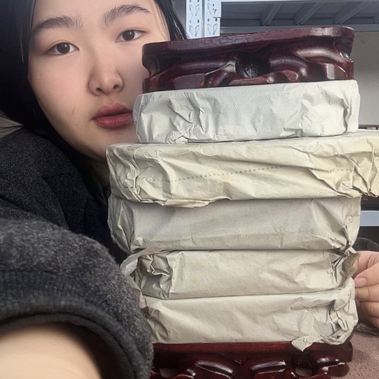是***呀核桃木/黑胡桃（胡桃木）
