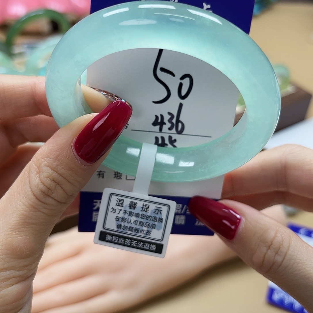 蛇纹石玉手镯 未镶嵌