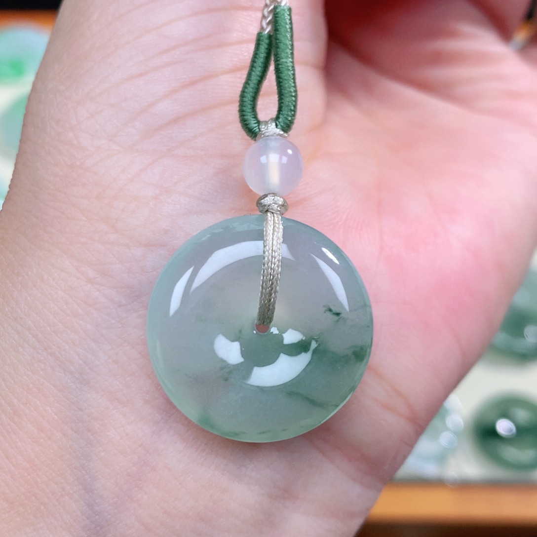 翡翠未镶嵌颈饰22.5/5.8