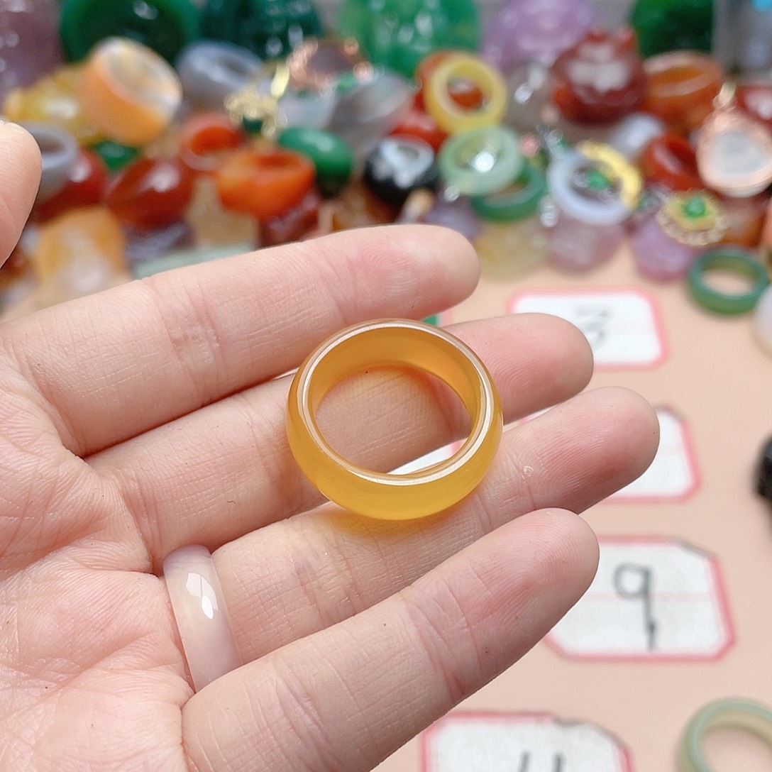 玛瑙/玉髓颈饰合金菩*果