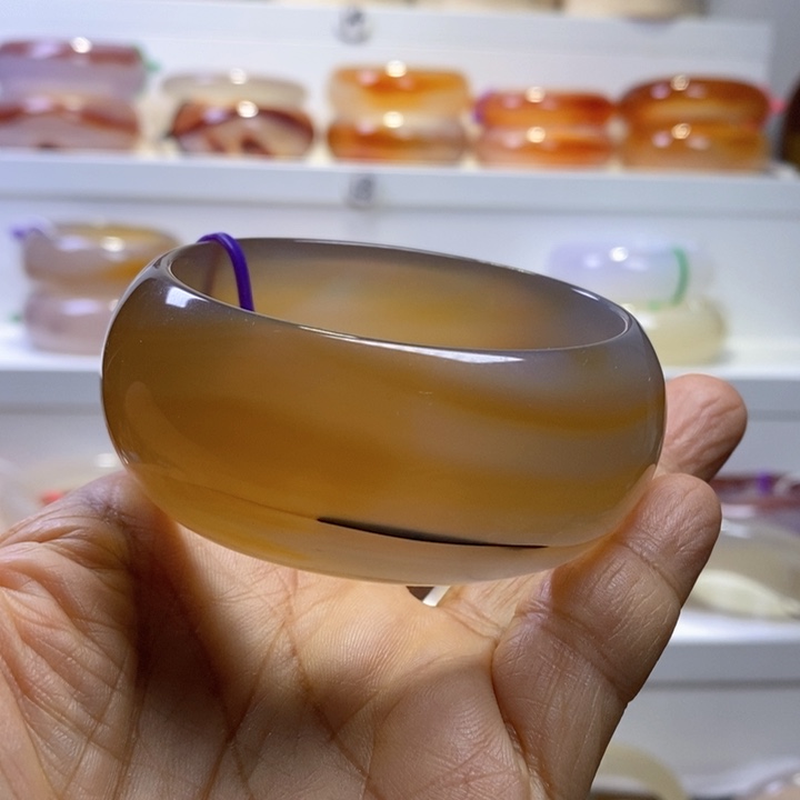 玛瑙/玉髓手镯未镶嵌