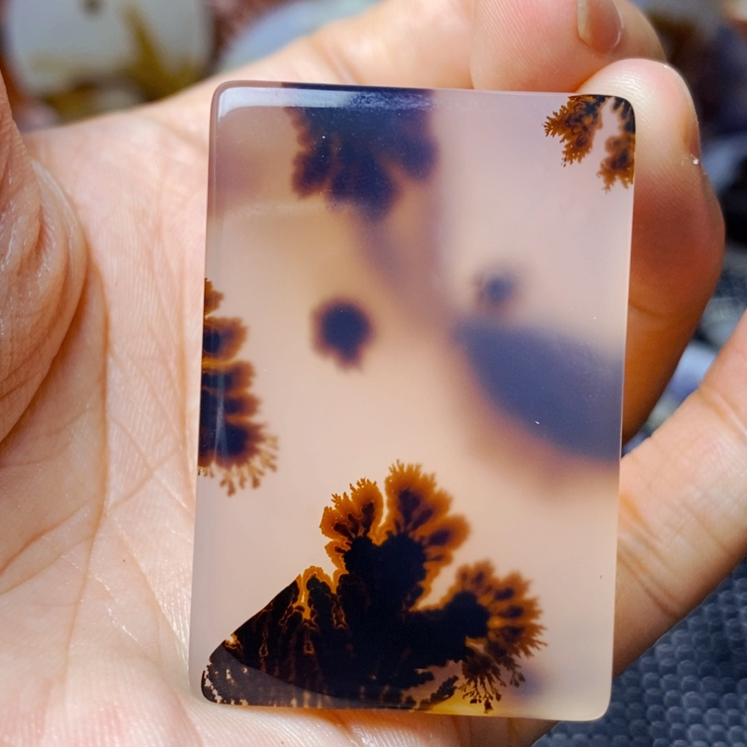 玛瑙/玉髓未镶嵌珠宝半成品