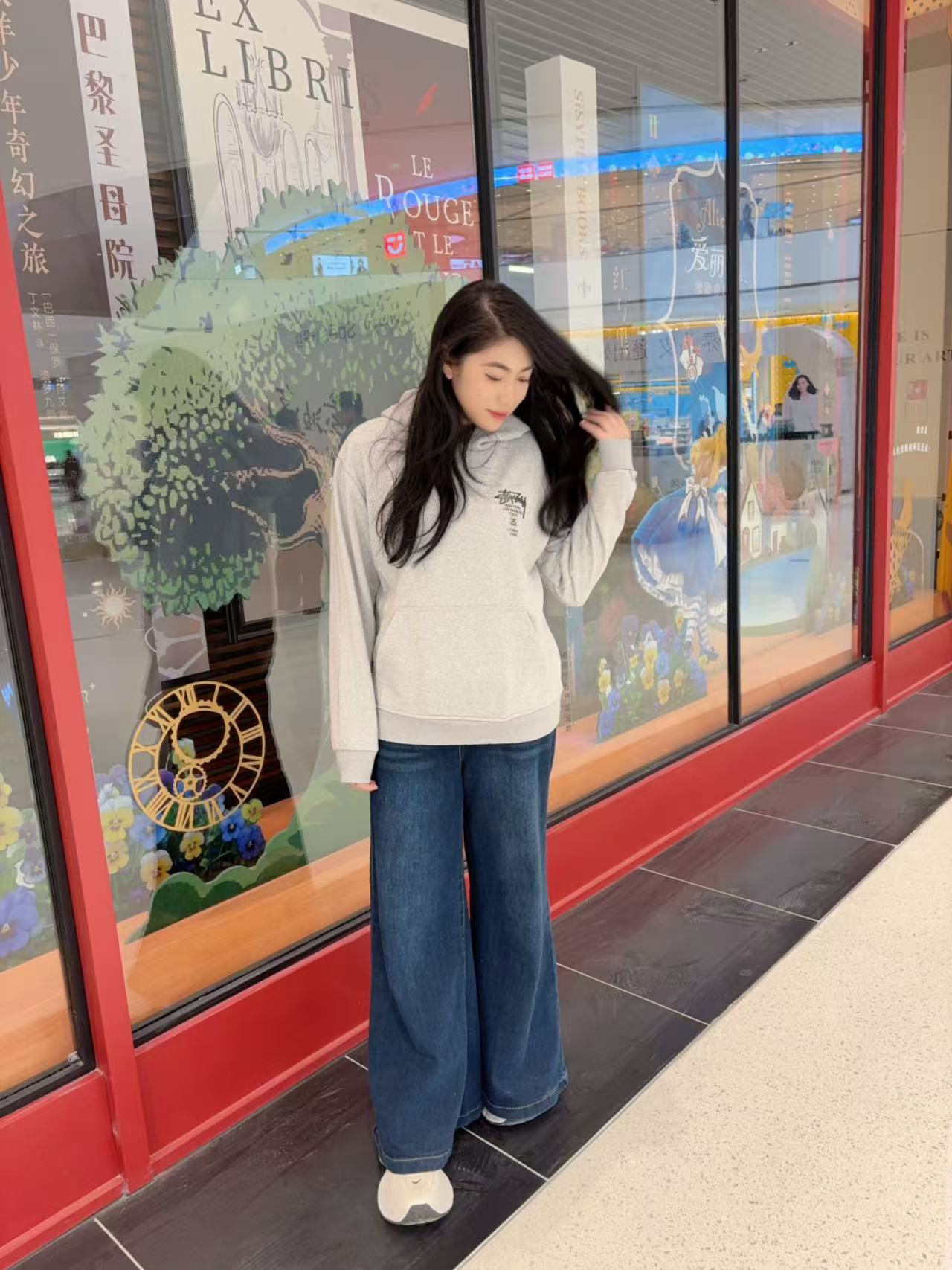 秋冬宽松型套头款印花连帽卫衣打底冬季上衣百搭