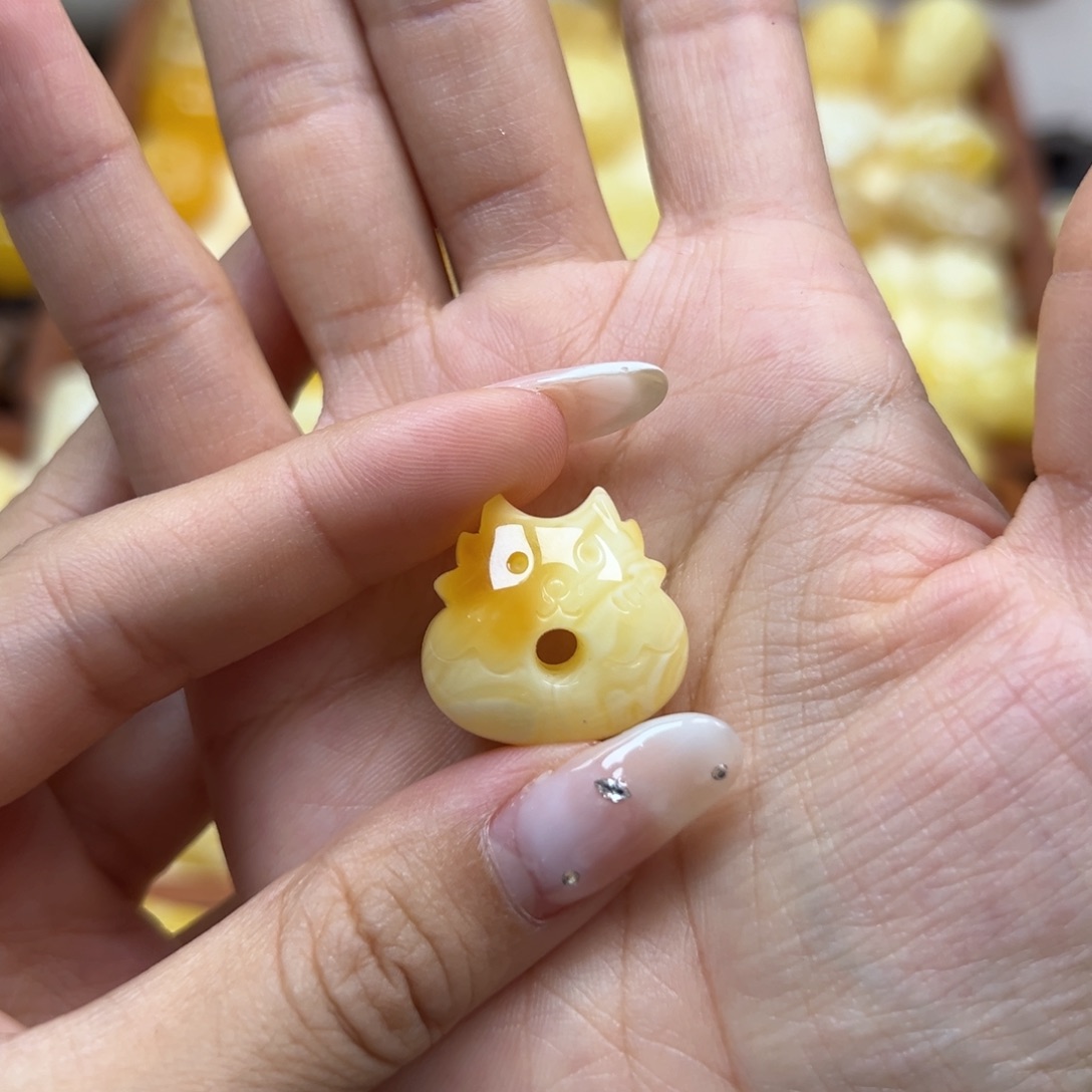 未镶嵌蜜蜡裸石静**?蜜蜡