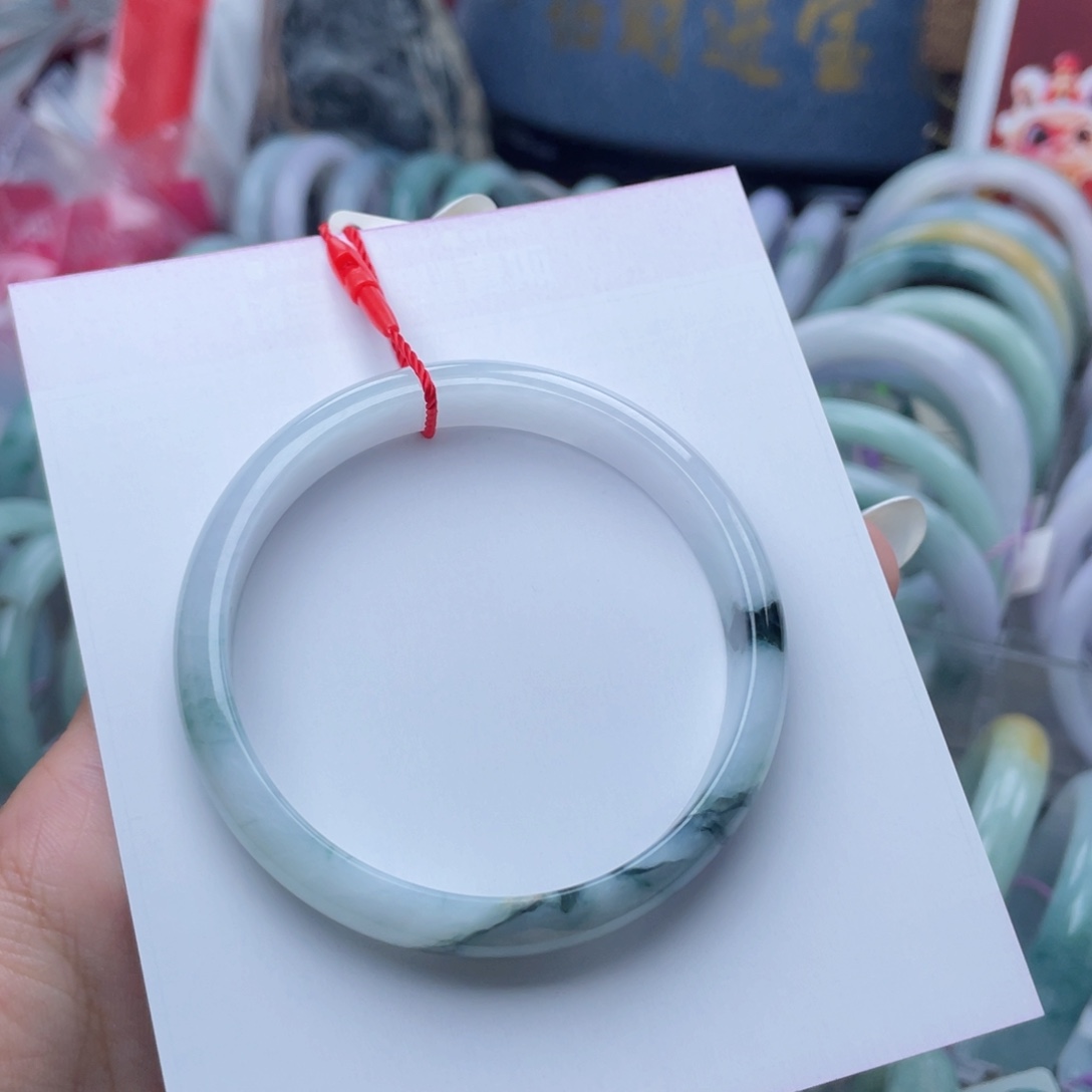 翡翠未镶嵌手镯54.5圈