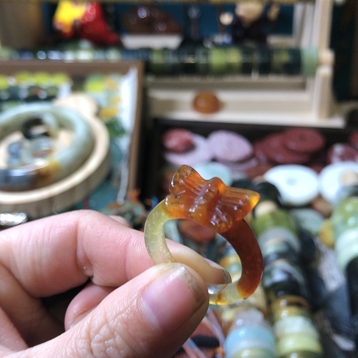 岫玉岫玉戒指未镶嵌