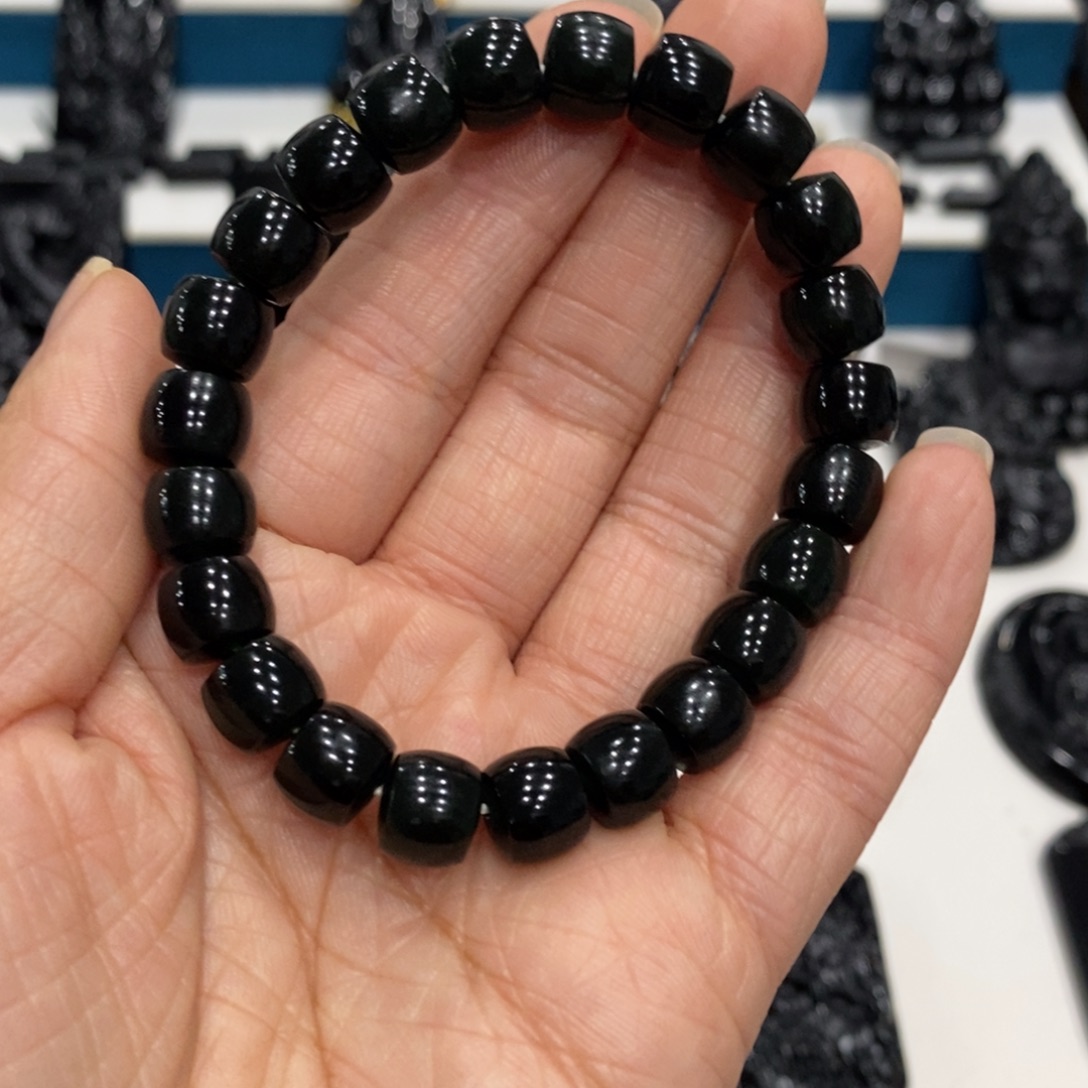 苦***柔蛇纹石玉未镶嵌手串