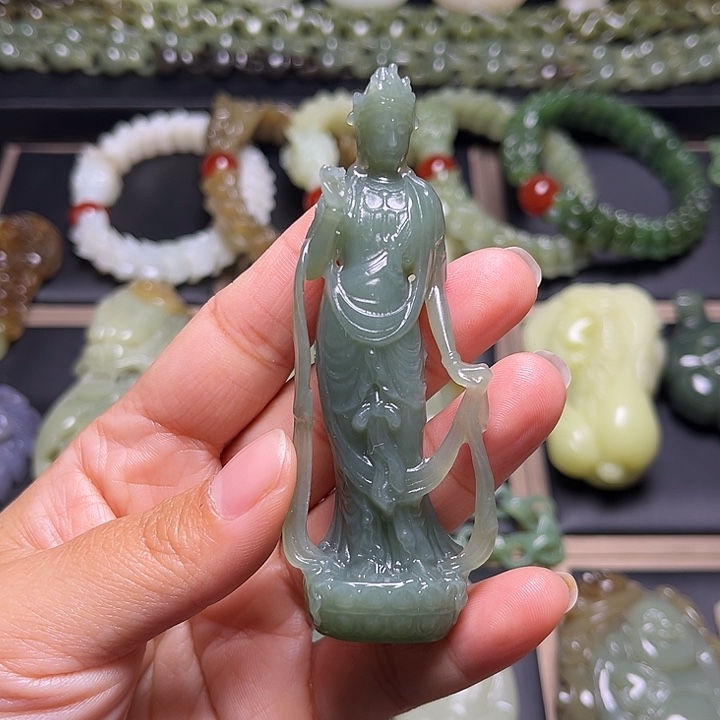 和田玉未镶嵌挂件