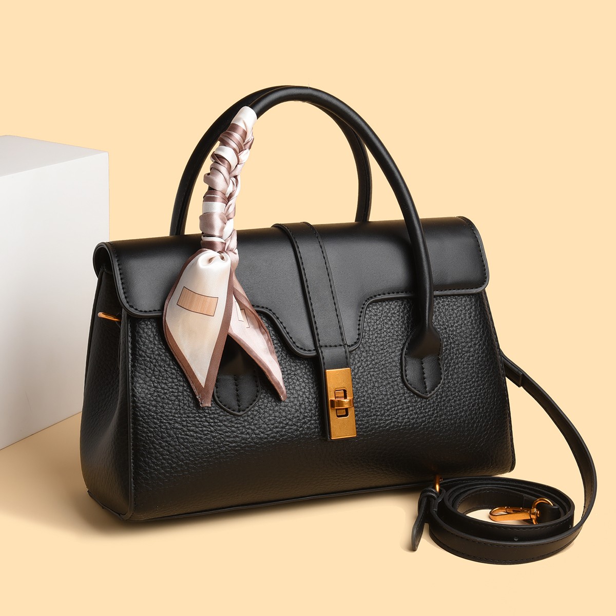 耐磨手提包女士手袋百搭小包包大气时尚单肩包斜挎包新款韩版