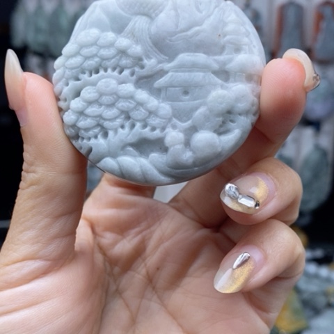 翡翠颈饰未镶嵌翡翠