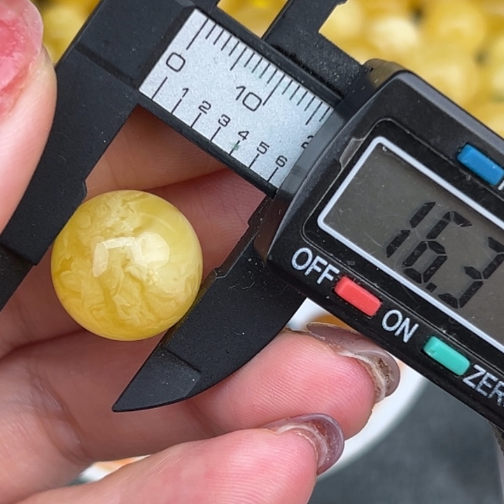 琥珀裸石未镶嵌微瑕1172