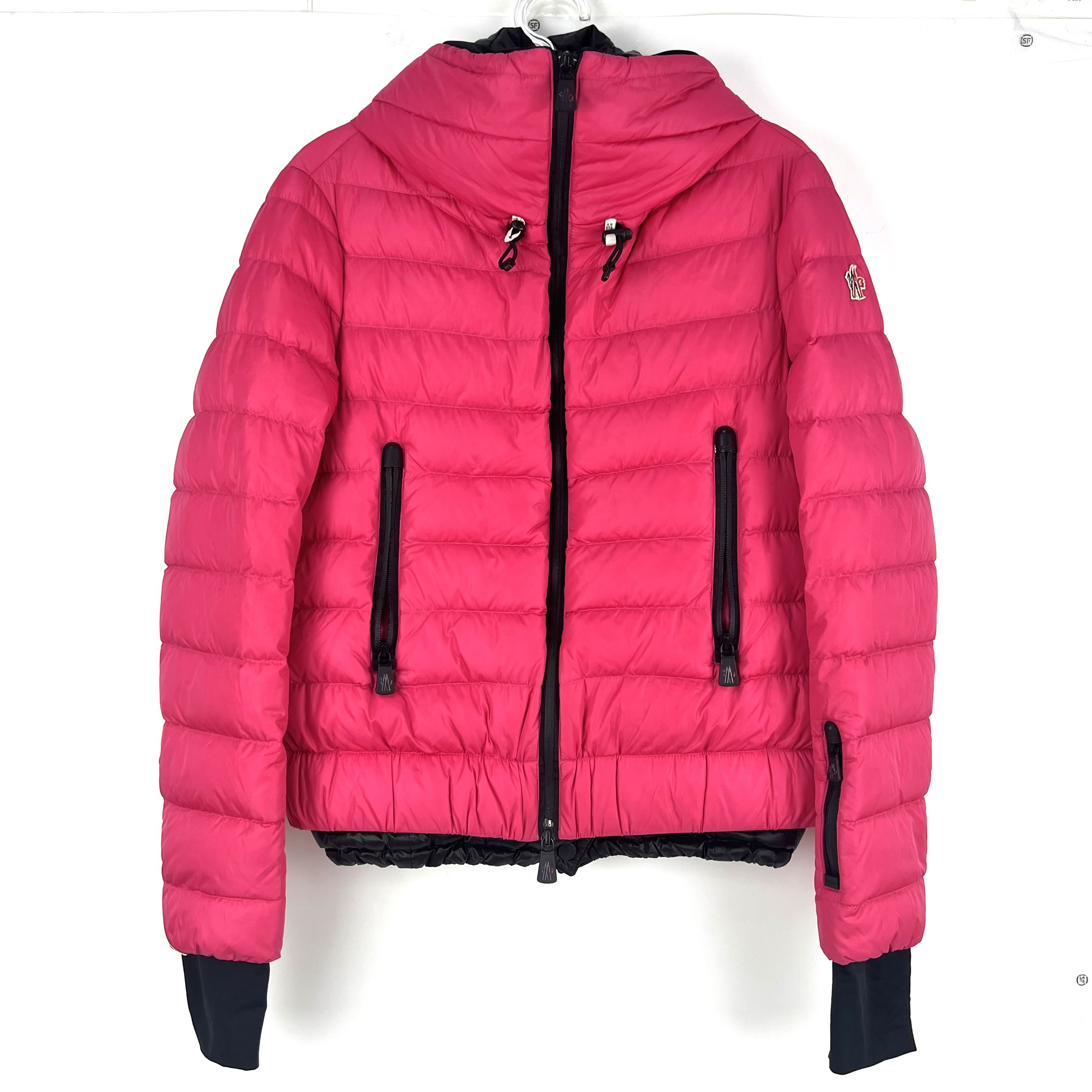99新 MONCLER 1码 蒙口moncler 粉色羽绒滑雪服 99新 sz0240