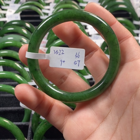 和田玉（碧玉）手镯未镶嵌邹*