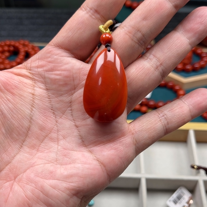 南红玛瑙手链未镶嵌