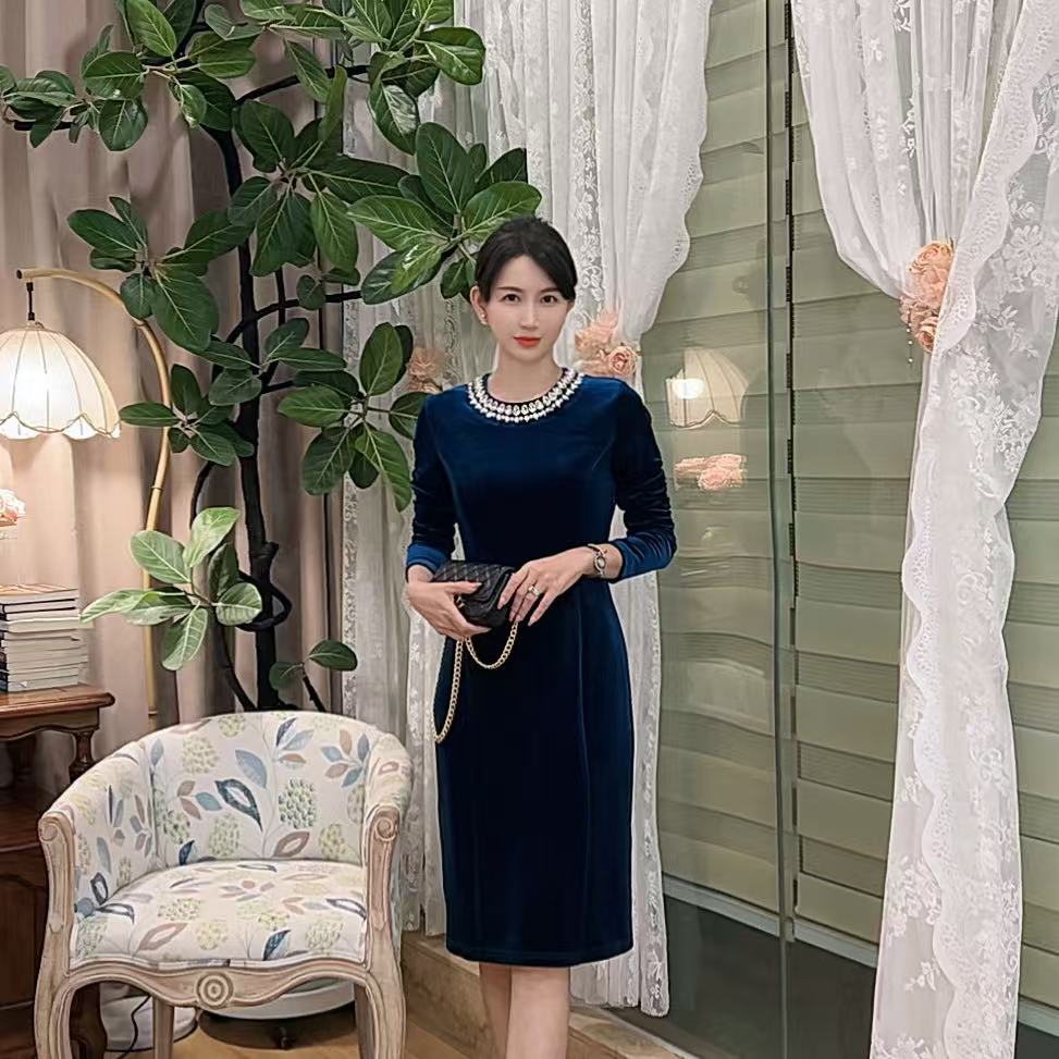 【天鹅湖】 AN188 安妮老板 法式气质重工长款显瘦复古连衣裙