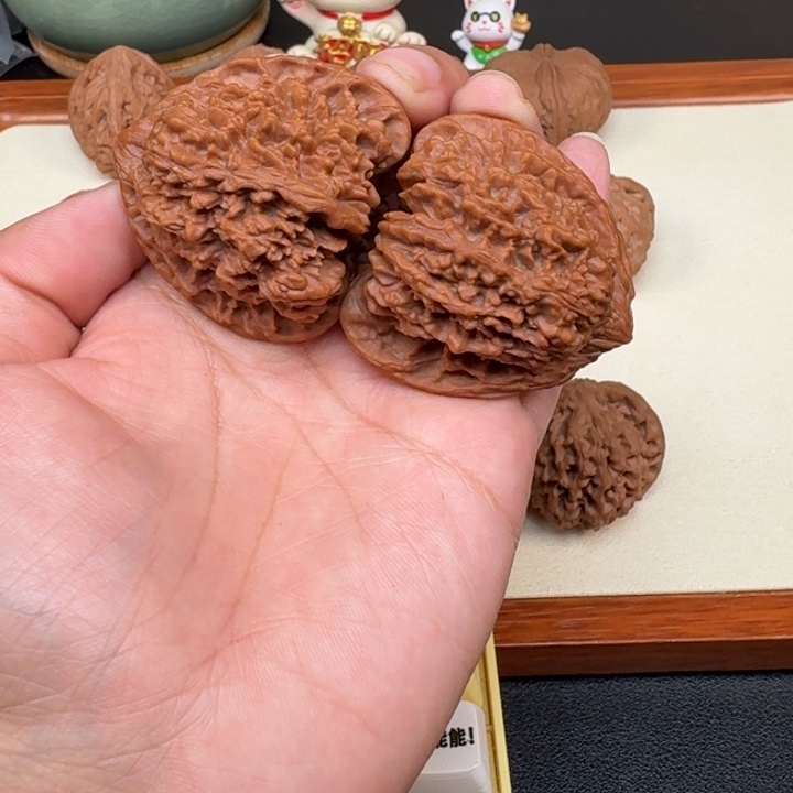 文玩核桃把件全品满天星三角43