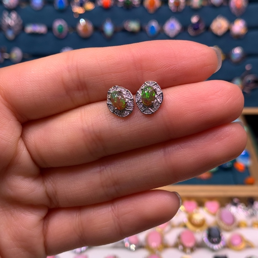 【闪购商品】欧泊耳钉款式合金我**笑