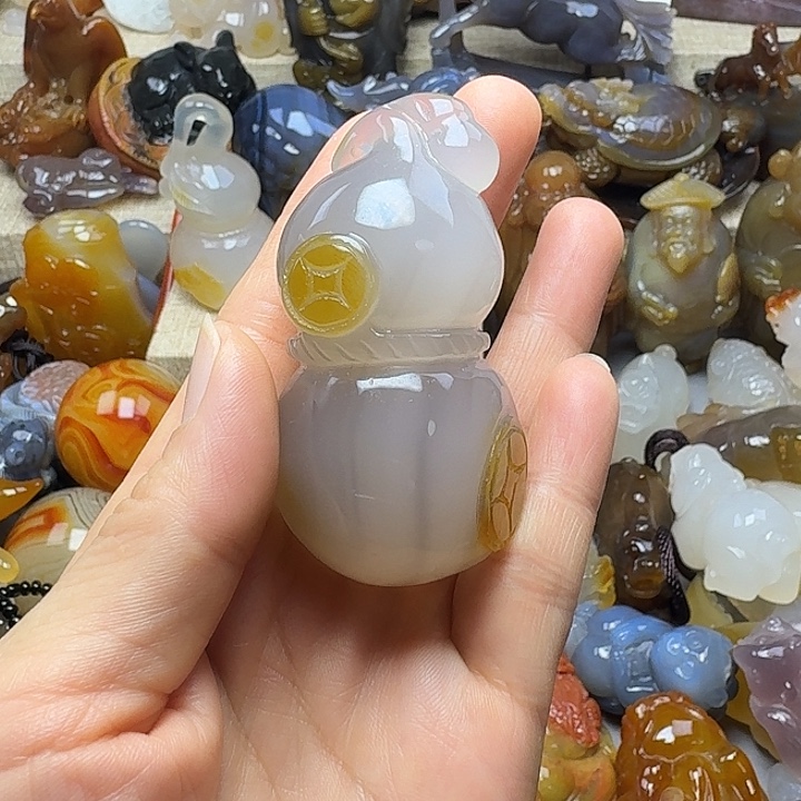 玛瑙/玉髓未镶嵌饰品