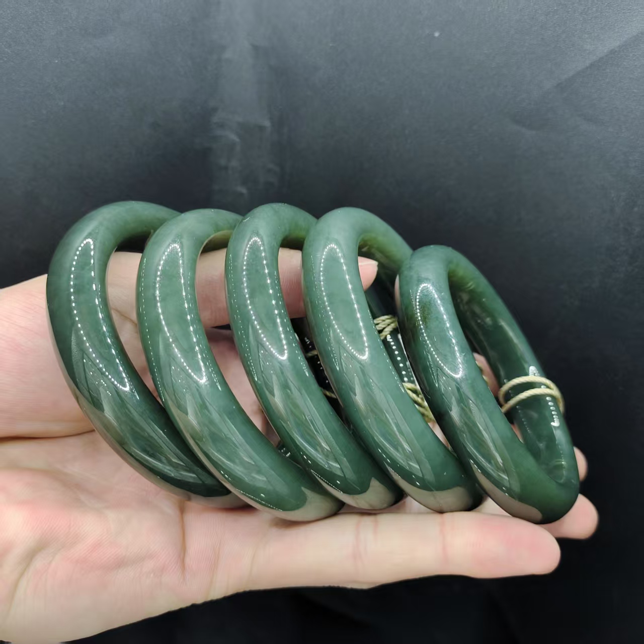 【老三珠宝】和田玉宽条手镯J1【多样性发其一】圈口52-64mm