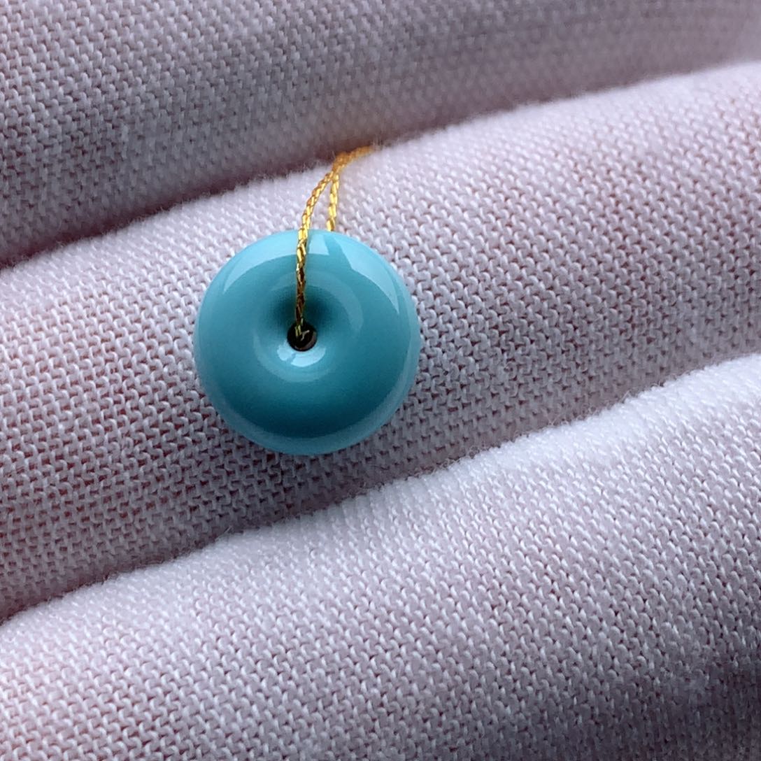 绿松石颈饰未镶嵌