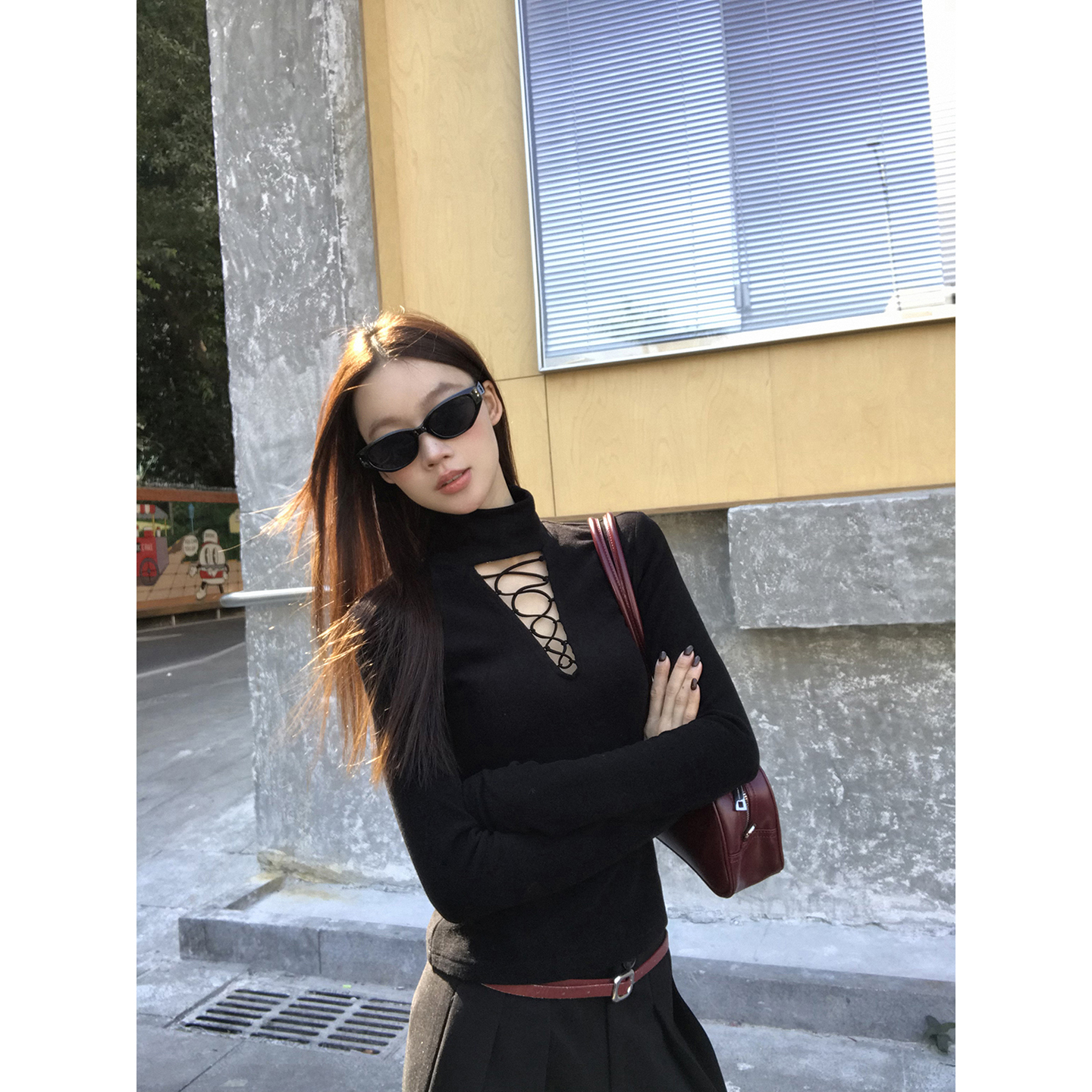 【HRG】秋冬纯欲辣妹显瘦修身立领黑色镂空T恤254G4589