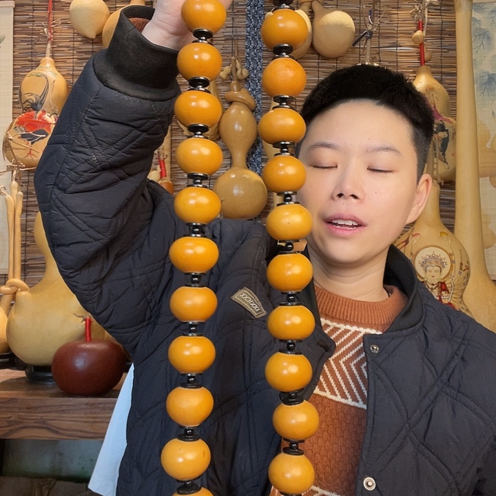 飝***襄大叶紫檀（黑酸枝木类）