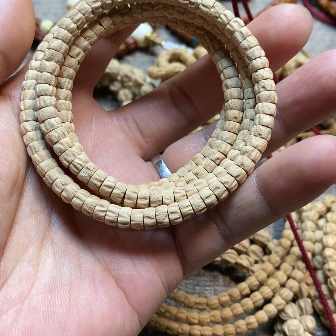 吊坠柏香籽/百香籽热振粉皮顺纹药片