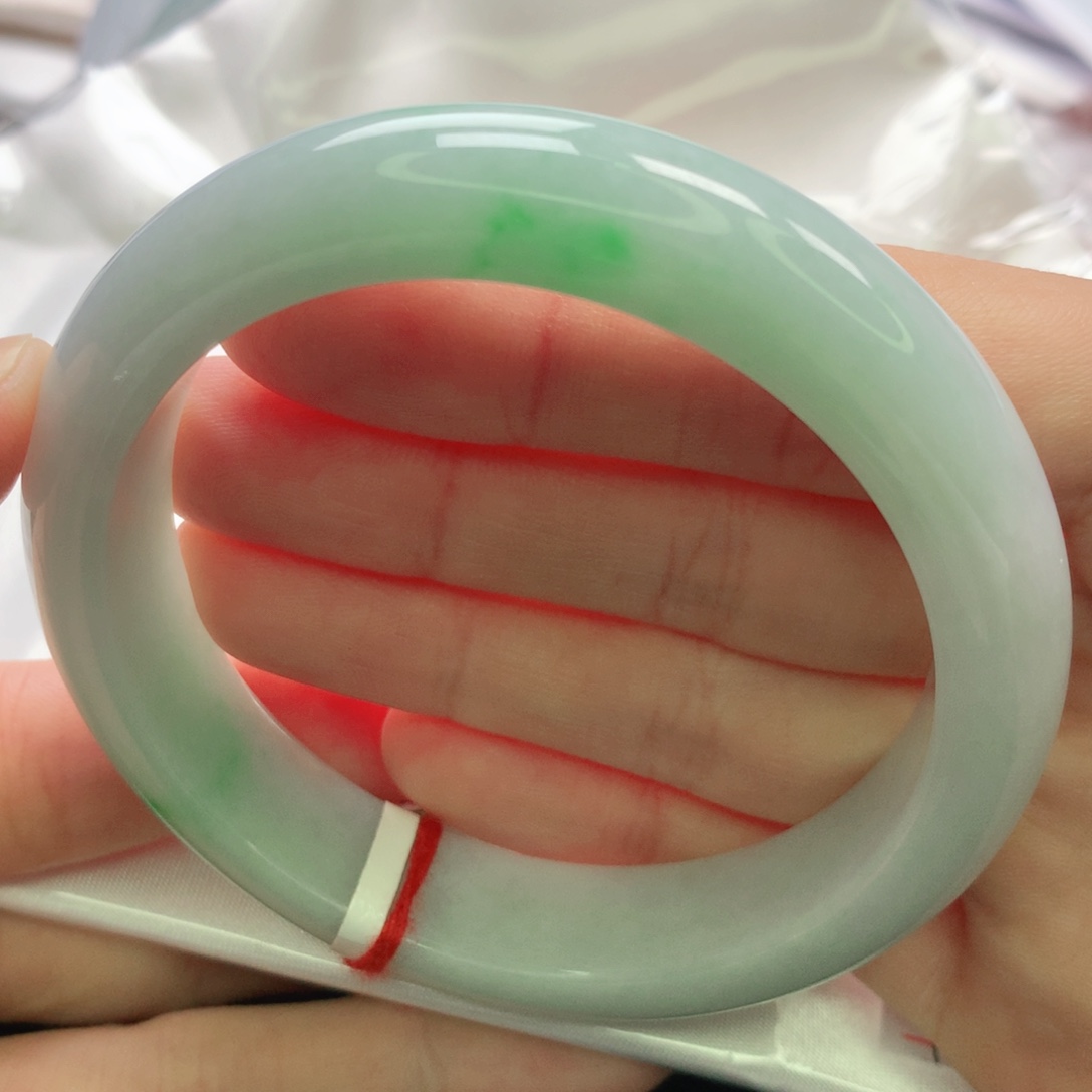 翡翠未镶嵌手镯缅甸5758完美