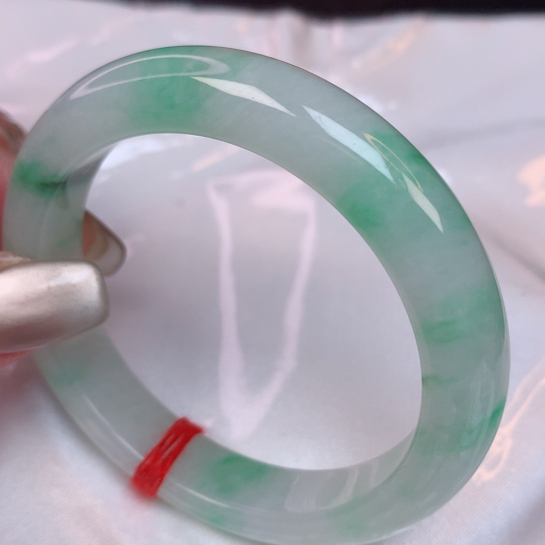 翡翠手镯未镶嵌55 翡翠手镯