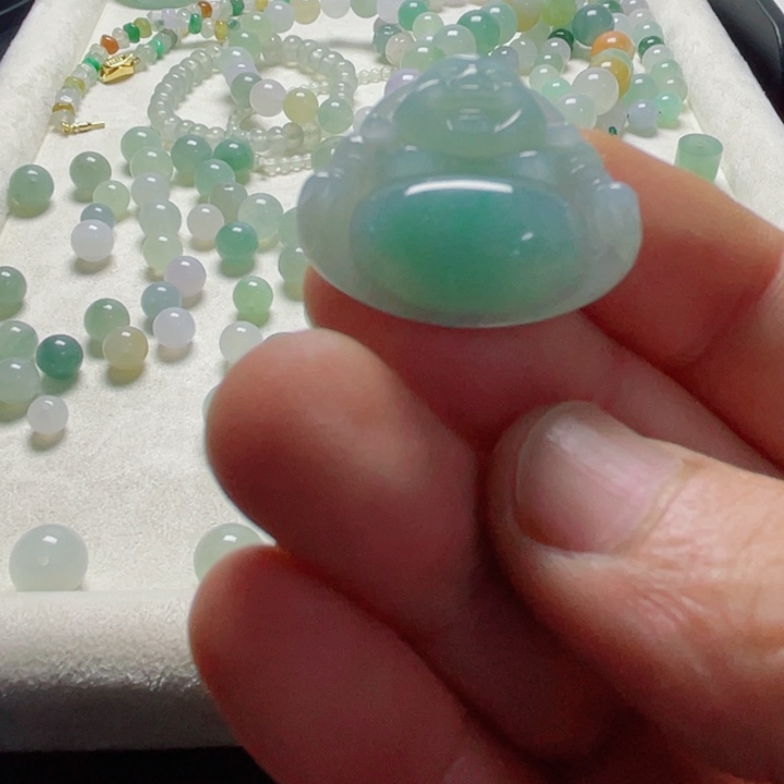 翡翠未镶嵌颈饰天然缅甸翡翠A货