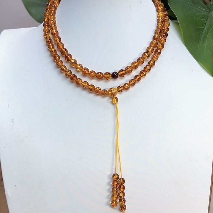 琥珀（花珀）颈饰未镶嵌