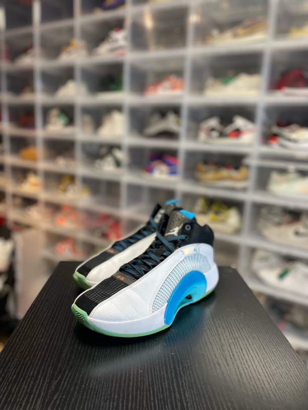 aj35郭艾伦实战鞋/45.5/已精洗