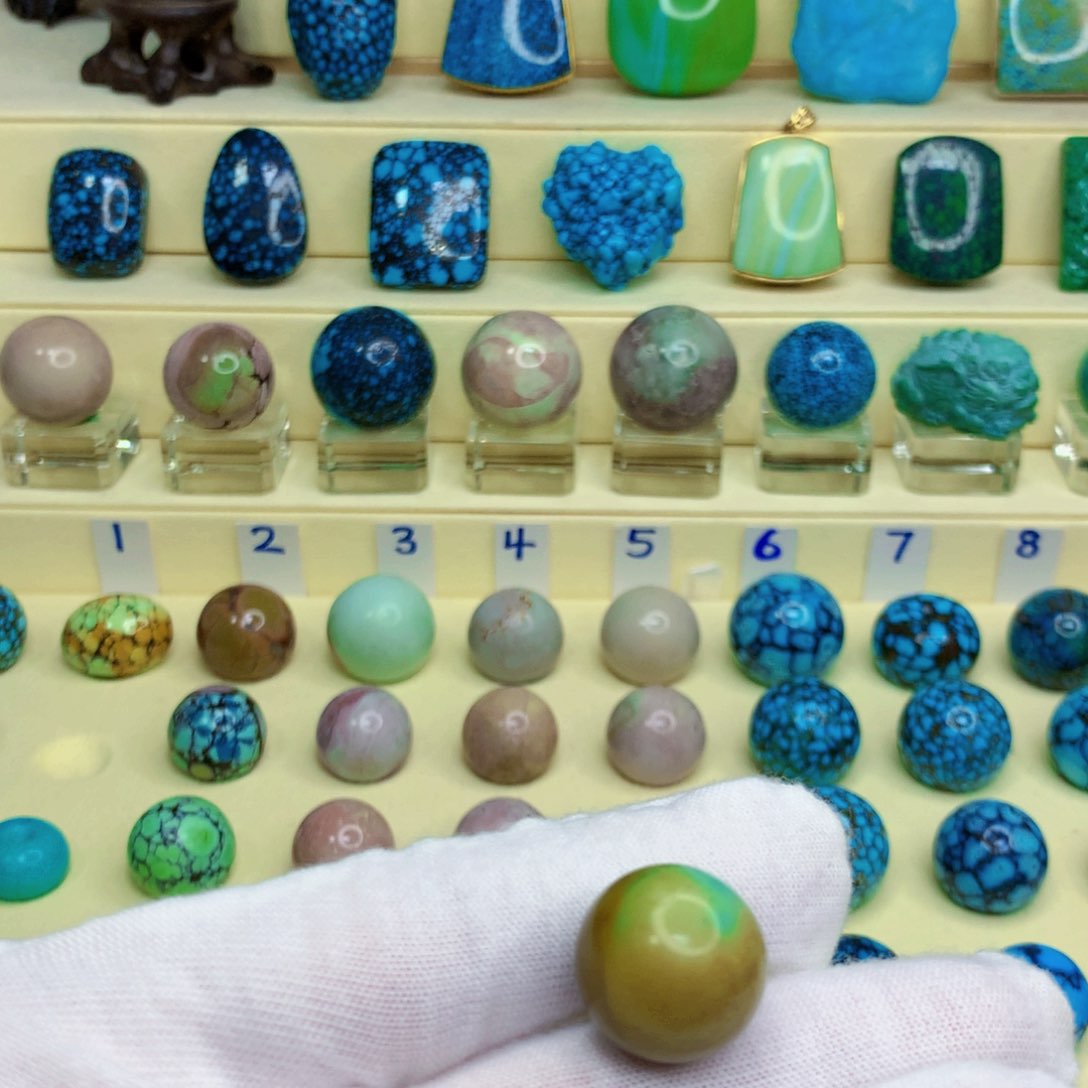 绿松石绿松石未镶嵌