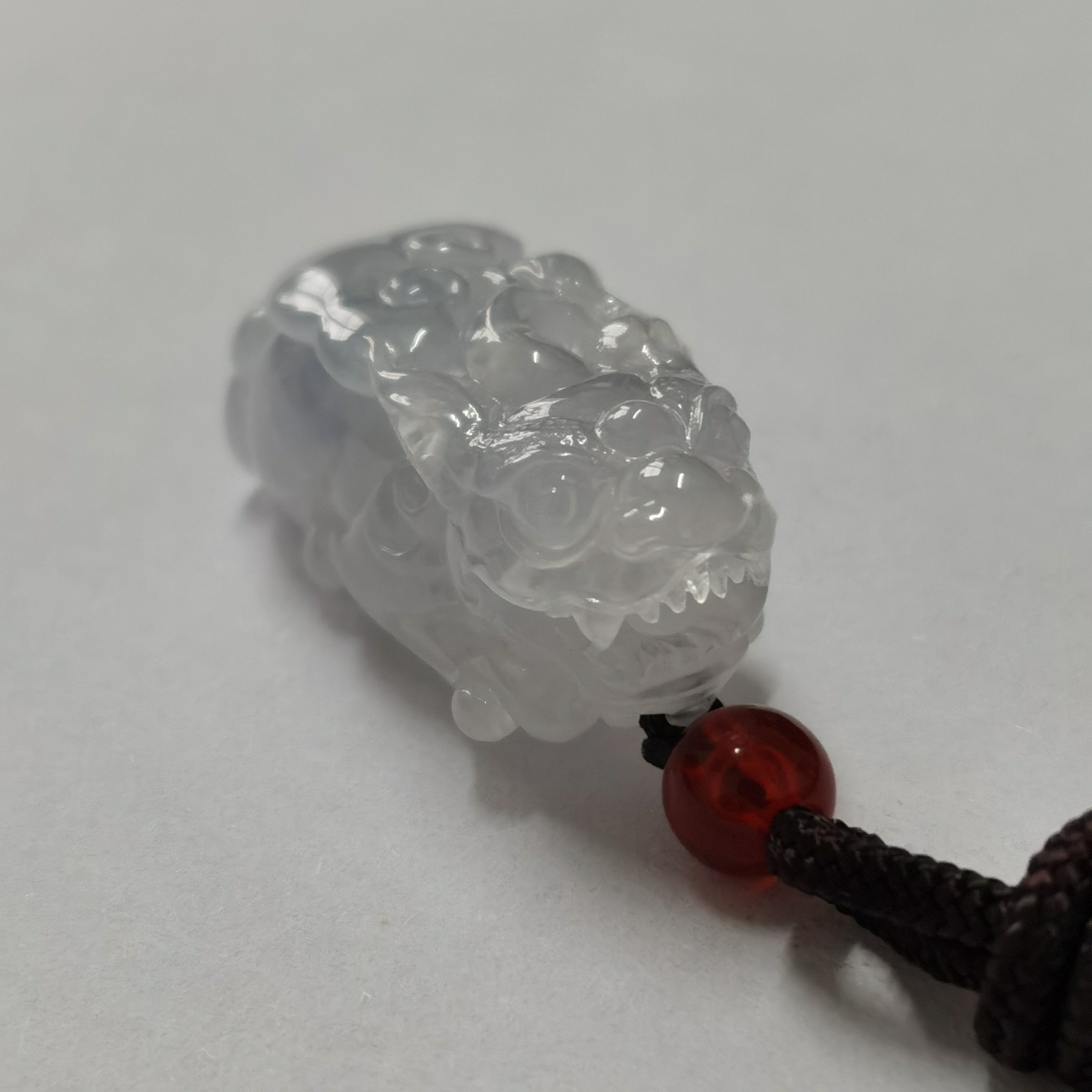 非金属陶瓷吊坠 貔貅男女款招财转运玉石挂件32*12*12mm，淡紫